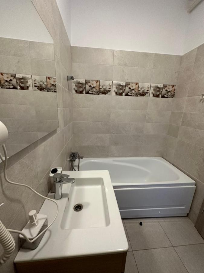 布加勒斯特97 Rent House公寓 外观 照片